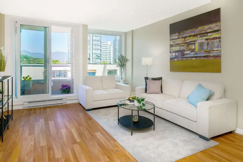 402 1845 ROBSON STREET - photo 2 of 22