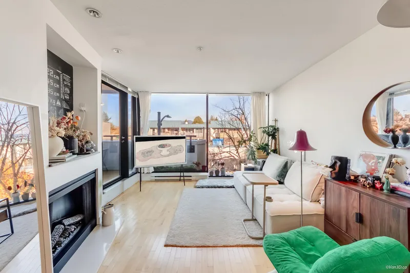 304 2525 BLENHEIM STREET - photo 2 of 21