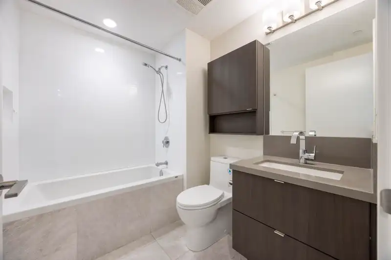 806 530 WHITING WAY - photo 3 of 40