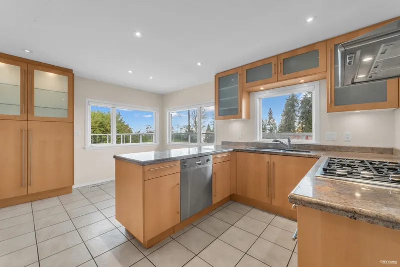 2615 SKILIFT PLACE - photo 3 of 22