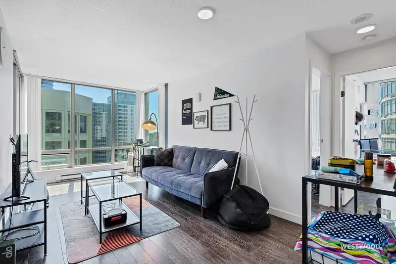 2606 1200 W GEORGIA STREET - photo 2 of 26