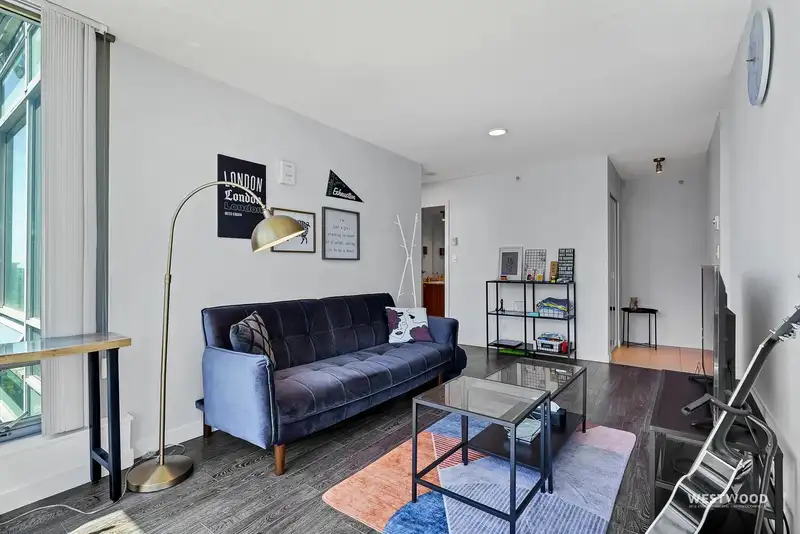 2606 1200 W GEORGIA STREET - photo 3 of 26