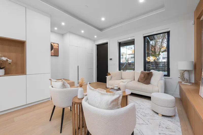 1 4889 MOSS STREET - photo 4 of 25