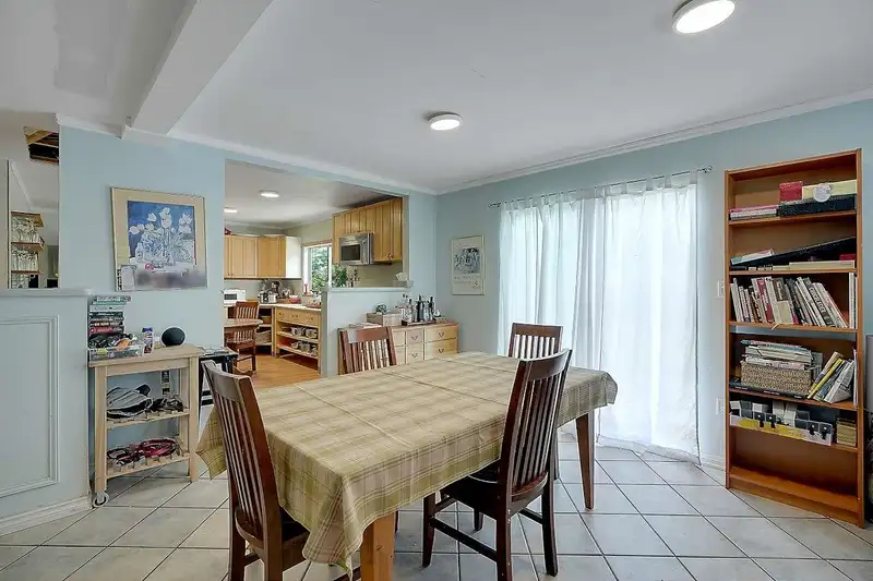 4700 55B STREET - photo 4 of 18