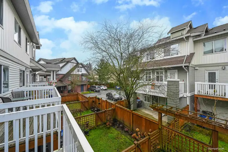 167 16177 83 AVENUE - photo 4 of 27