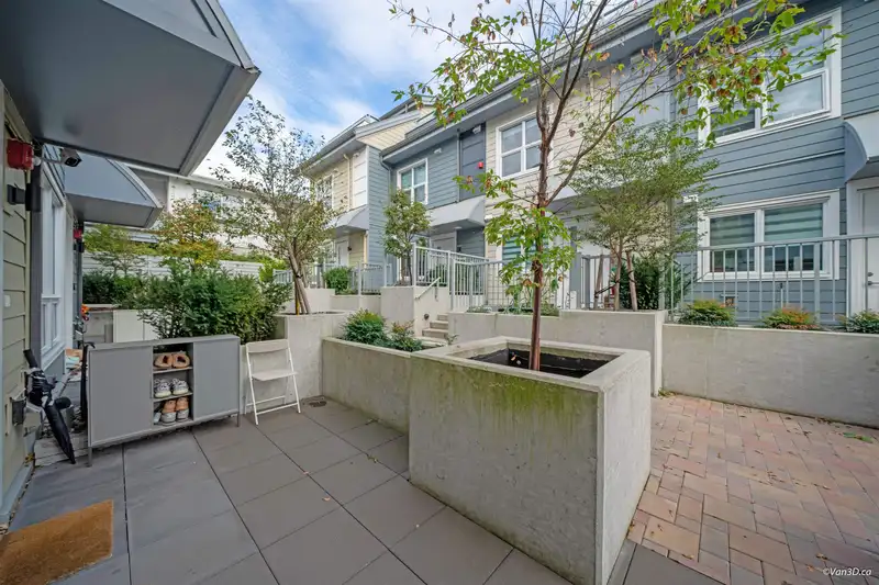 7893 FRENCH STREET - photo 3 of 37