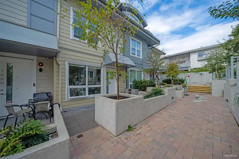7893 FRENCH STREET - photo 4 of 37