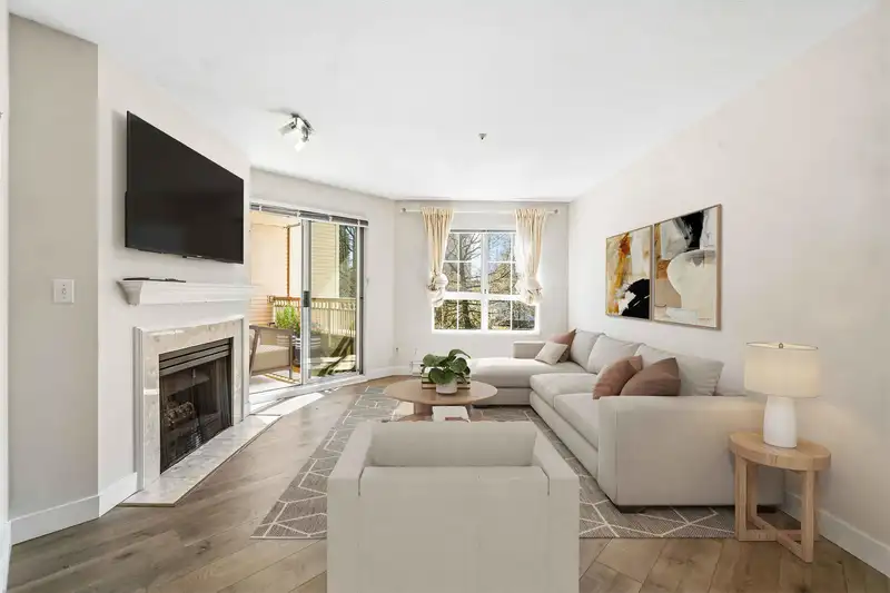 310 2970 PRINCESS CRESCENT - photo 4 of 31