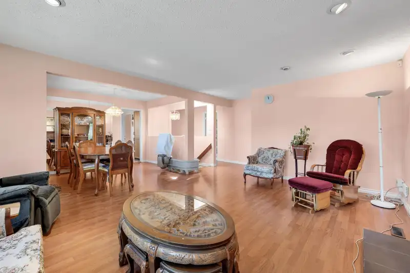 11580 SEAHURST ROAD - photo 4 of 30