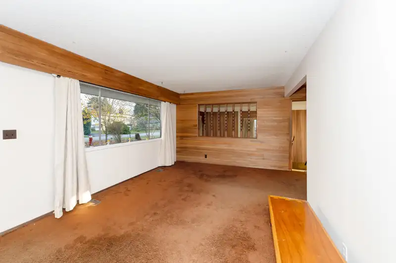 3653 VINCENT STREET - photo 3 of 23