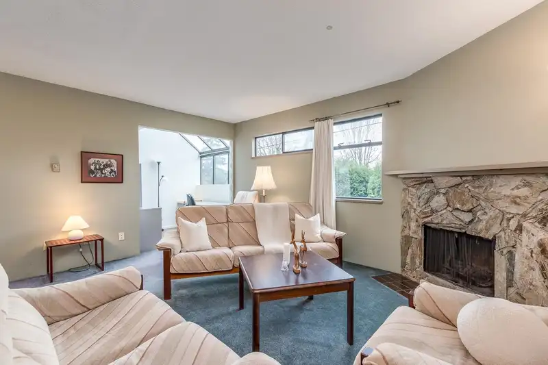 13 1434 MAHON AVENUE - photo 1 of 39