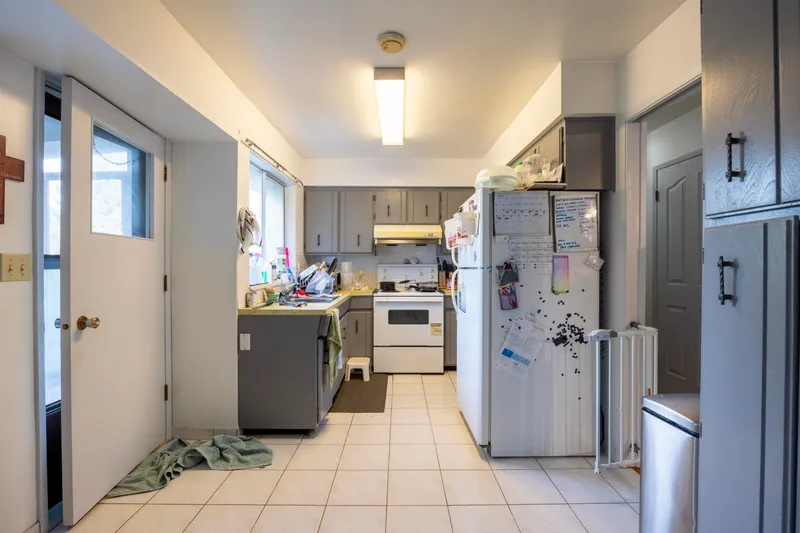 5555 WALLACE ROAD - photo 3 of 20