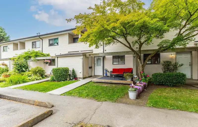 26 5251 204 STREET - photo 1 of 37
