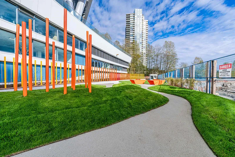 1609 4880 LOUGHEED HIGHWAY - photo 3 of 25