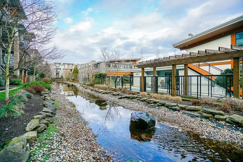 233 6628 120 STREET - photo 3 of 25