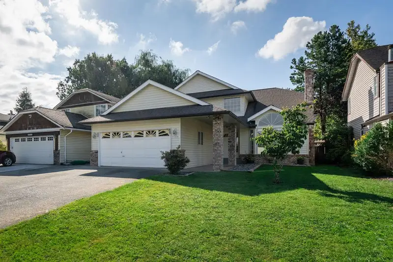 21436 THORNTON AVENUE - photo 1 of 34
