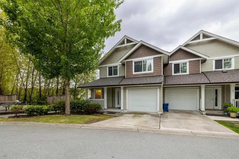 22 11255 232 STREET - photo 2 of 34