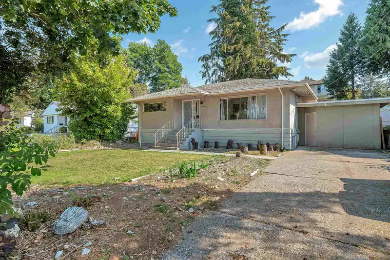 11712 97 AVENUE - photo 4 of 25