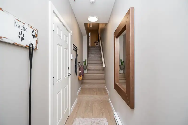 20 550 BROWNING PLACE - photo 3 of 35