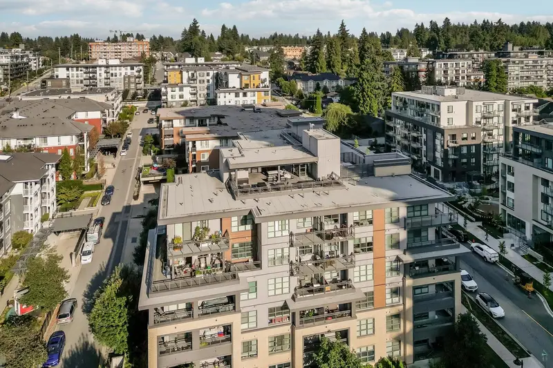 112 603 REGAN AVENUE - photo 1 of 25