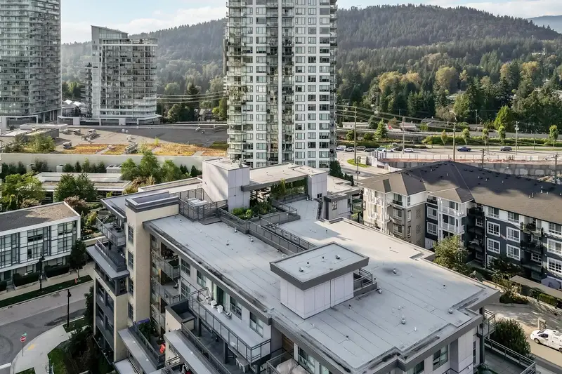 112 603 REGAN AVENUE - photo 3 of 25