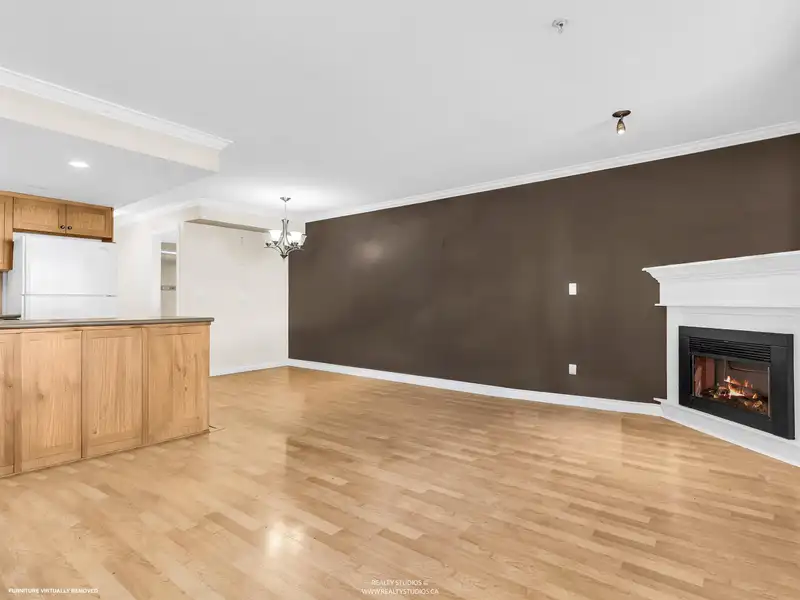 49 11255 132 STREET - photo 2 of 21