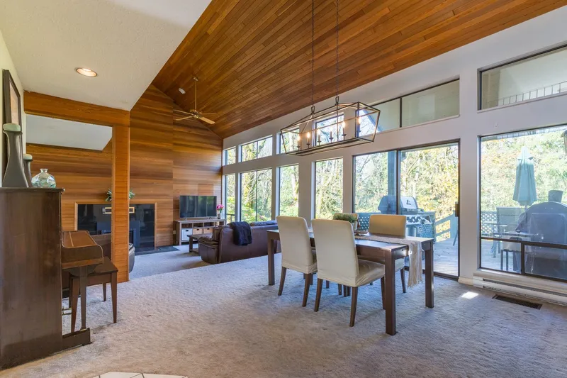 25339 76 AVENUE - photo 4 of 25