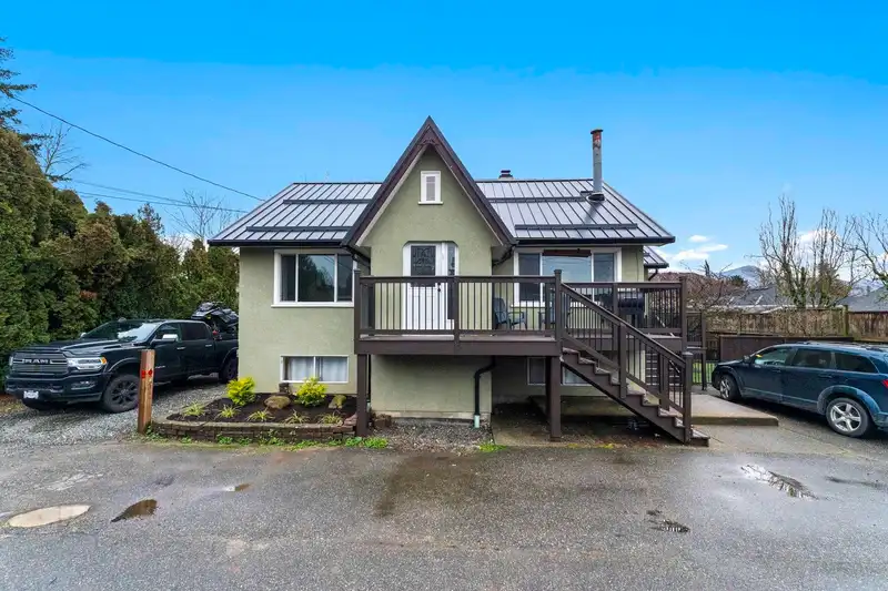 46307 RIVERSIDE DRIVE - photo 1 of 40