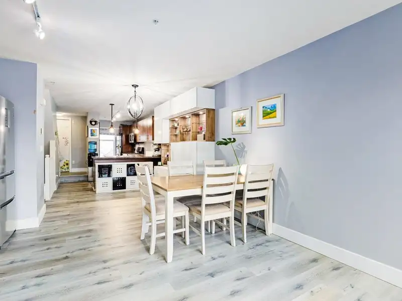 22 15353 100 AVENUE - photo 3 of 22
