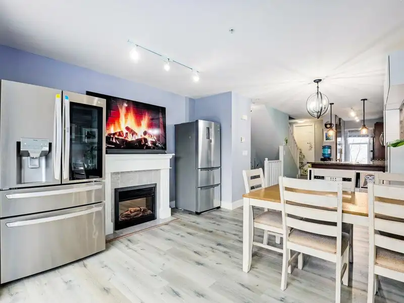 22 15353 100 AVENUE - photo 4 of 22