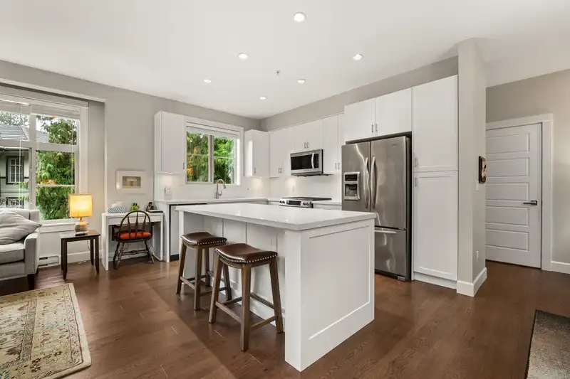 204 15145 36 AVENUE - photo 3 of 33