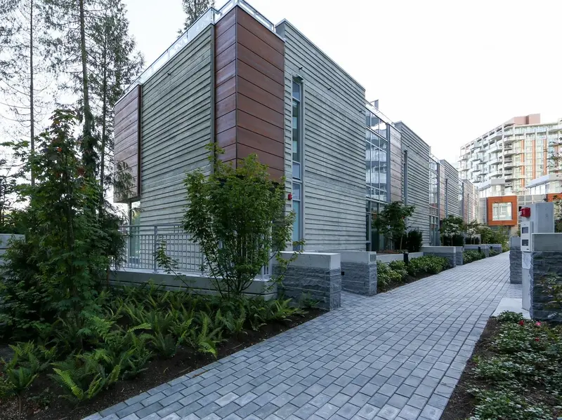 TH2 3355 BINNING ROAD - photo 2 of 25