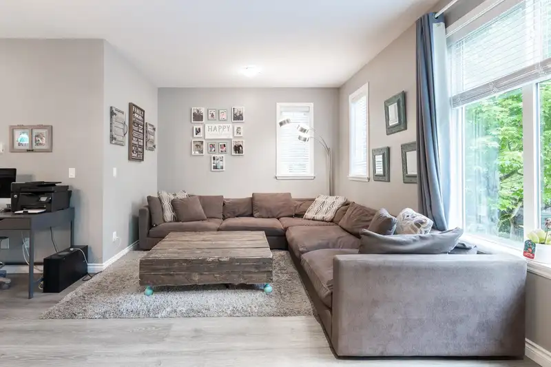 129 18777 68A AVENUE - photo 4 of 40
