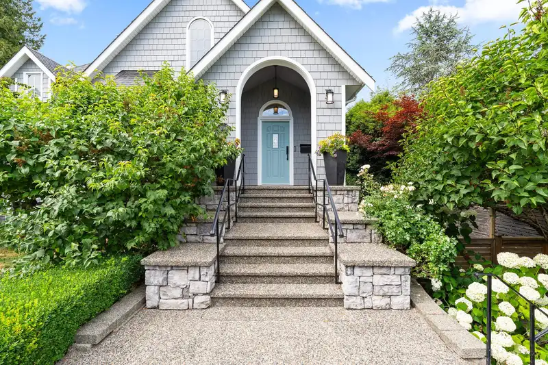 1733 FULTON AVENUE - photo 2 of 39