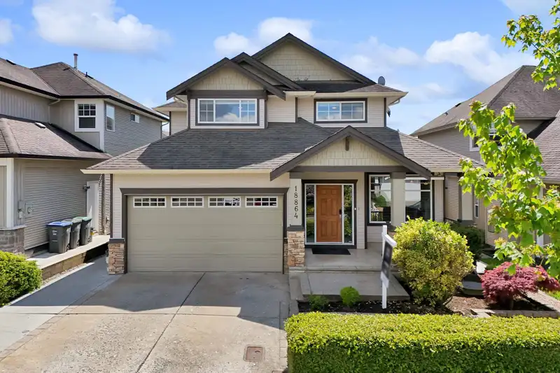 18864 69A AVENUE - photo 1 of 31