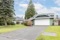 10446 FRASERGLEN DRIVE - thumbnail 1