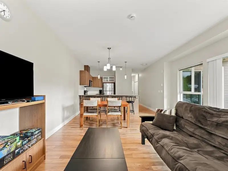 224 9655 KING GEORGE BOULEVARD - photo 2 of 23