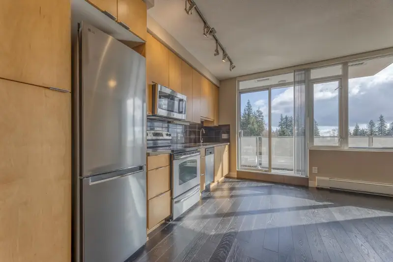 507 9025 HIGHLAND COURT - photo 4 of 19