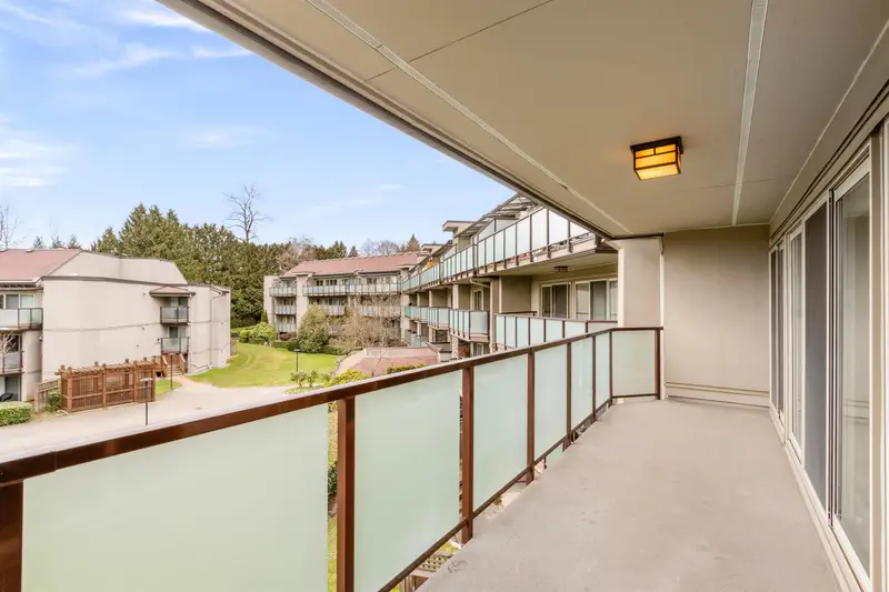 324 4373 HALIFAX STREET - photo 4 of 22