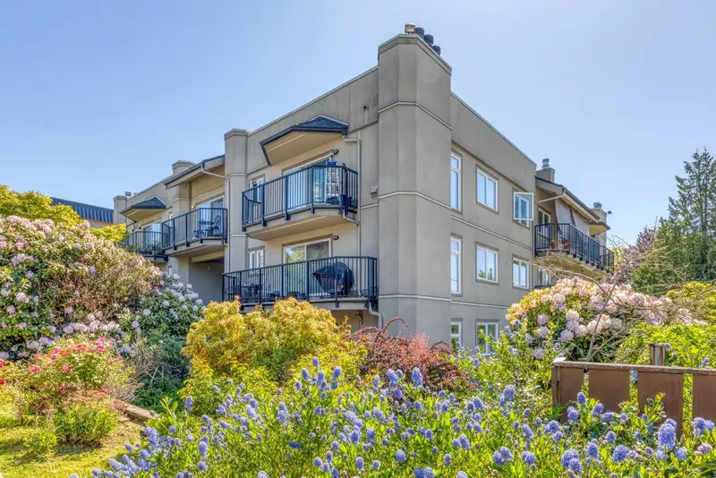 101 620 BLACKFORD STREET - photo 2 of 21