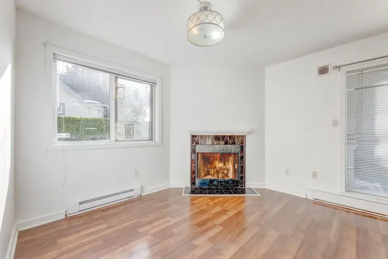 101 620 BLACKFORD STREET - photo 4 of 21