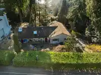 4028 ROSE CRESCENT - thumbnail 1