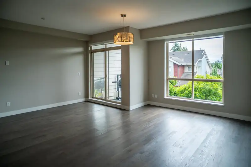 48 10133 RIVER DRIVE - photo 4 of 40