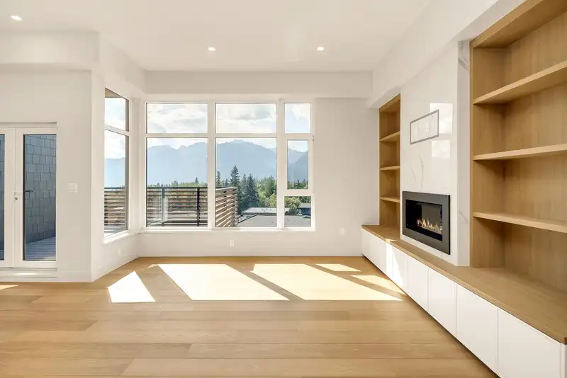 15 3407 MAMQUAM ROAD - photo 2 of 34