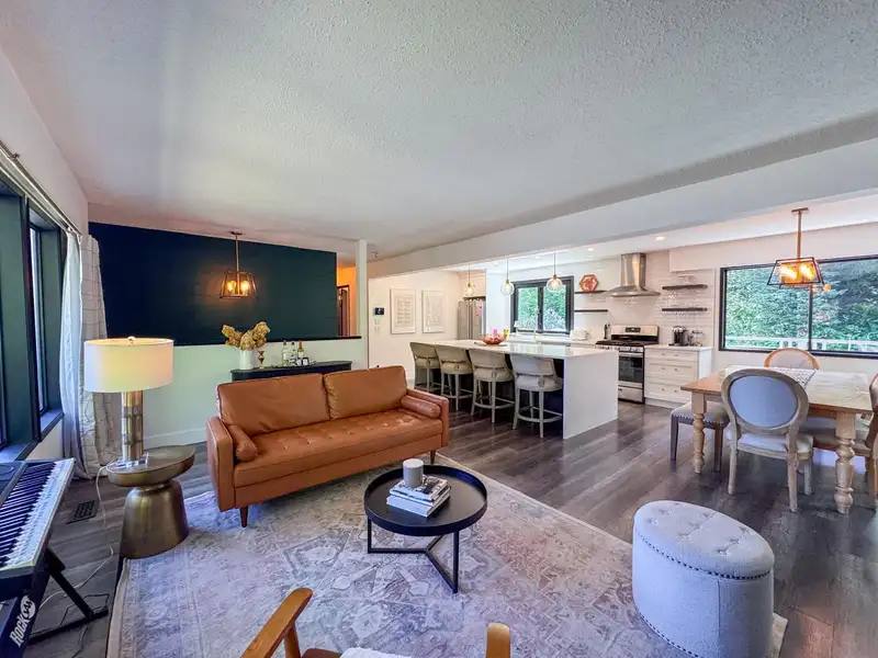 35014 HIGH DRIVE - photo 1 of 32