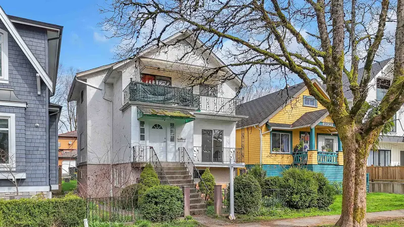 2223 E 8TH AVENUE - photo 1 of 25