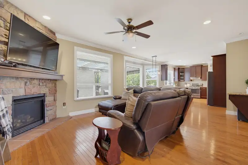 35480 MCKINLEY DRIVE - photo 4 of 40
