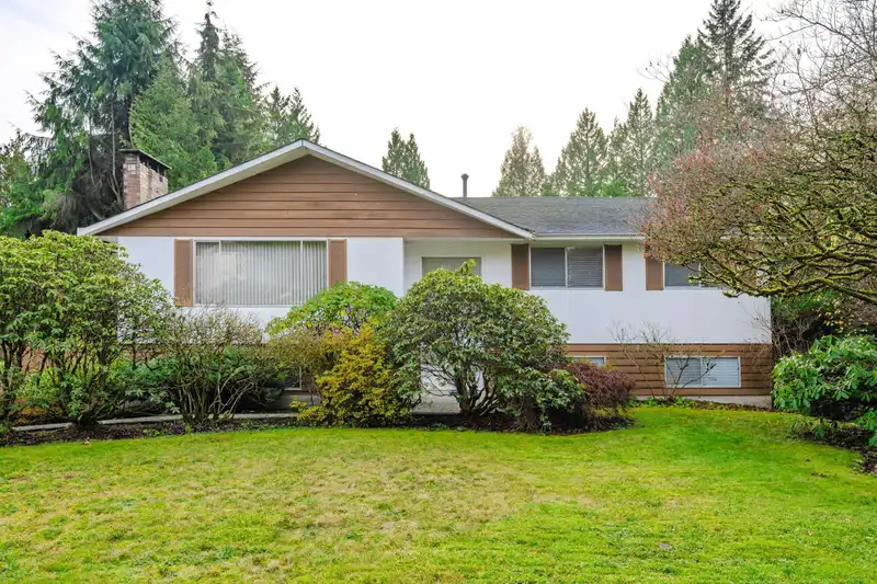 7970 HUNTER STREET - photo 1 of 40