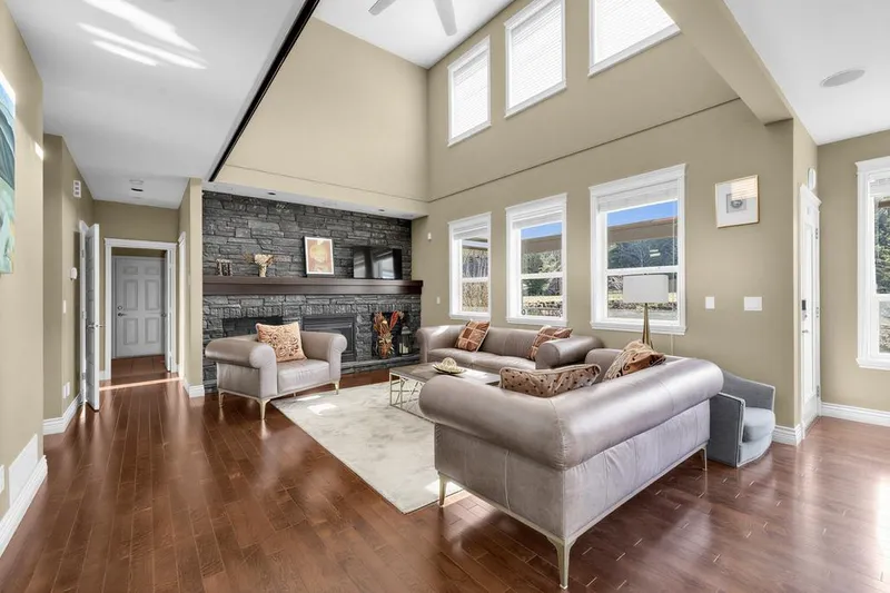 26500 124 AVENUE - photo 3 of 25