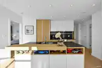 1901 4688 KINGSWAY - thumbnail 11